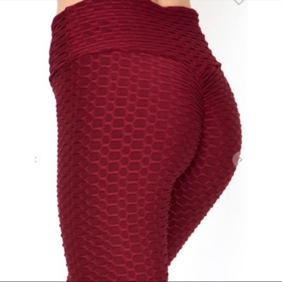 Brazilian Butt Lifting Scrunch Leggings - Picture 2 of 12